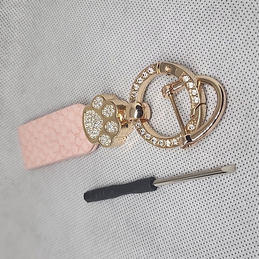 ‼️SOLD‼️BEAUTIFUL PAW KEYCHAIN/ PURSE CHARM